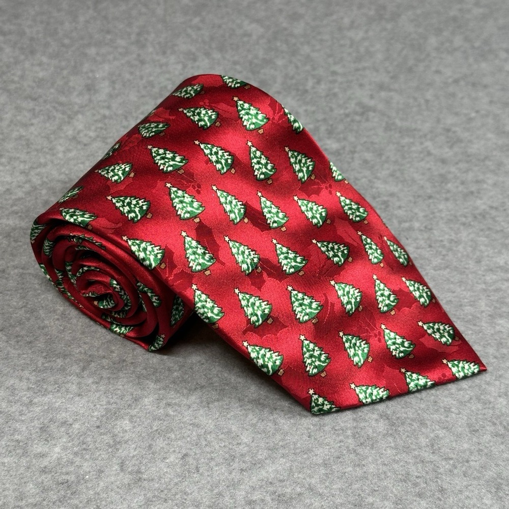 Vintage Hallmark Holiday Traditions Silk Christmas Tree Tie Red 90s 58x3.75 in